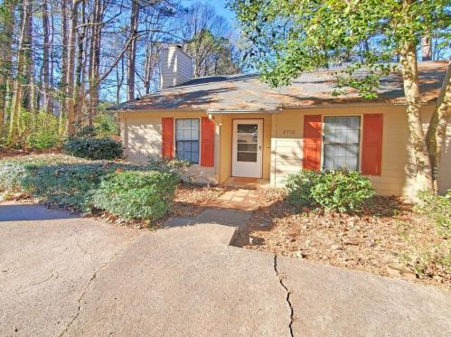 2752 Northwood Ct, Marietta, GA 30060-5468