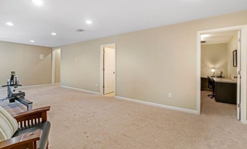 425 Breakwater Rdg, Atlanta GA  exterior