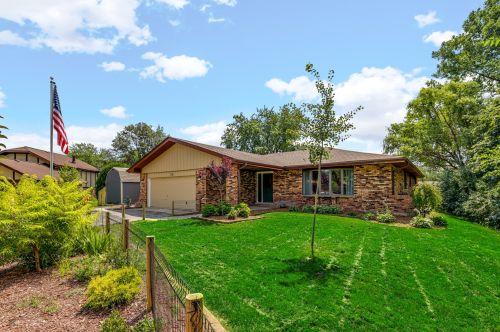 1710 Stonebridge Ct, Mokena, IL 60451-2322