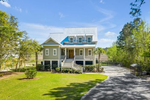7539 Ladys Secret Ln, Awendaw SC  29429-4956 exterior