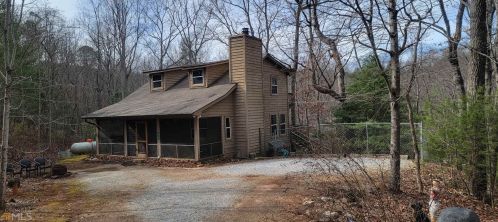 279 Community Ln, Lakemont, GA 30552-2528
