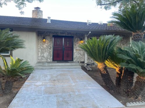 400 Troy Way, Modesto, CA 95350-1022