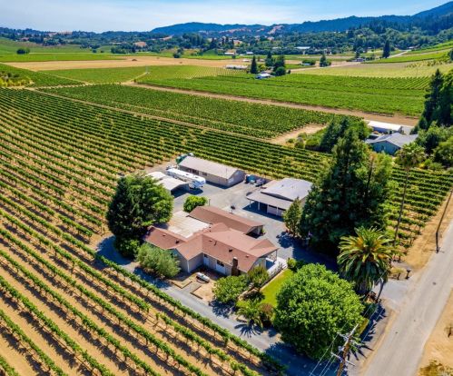 396 Foreman Ln, Healdsburg, CA 95448-9421