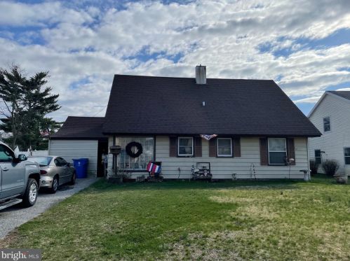 36 Ballad Ln, Willingboro, NJ 08046-1606