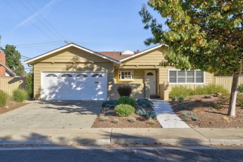 790 Lusterleaf Dr, Sunnyvale, CA 94086-8153