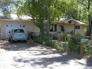 1376 Live Oak Ln, Auburn, CA 95603-3311