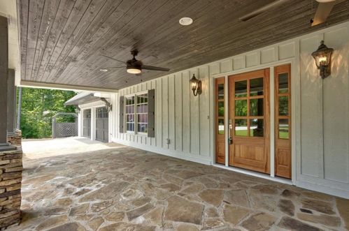 4292 Cove Island Dr, Marietta, GA 30067-3612
