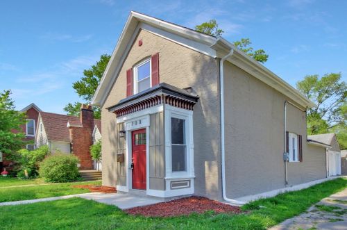 700 Lake St, Hobart, IN 46342-5111