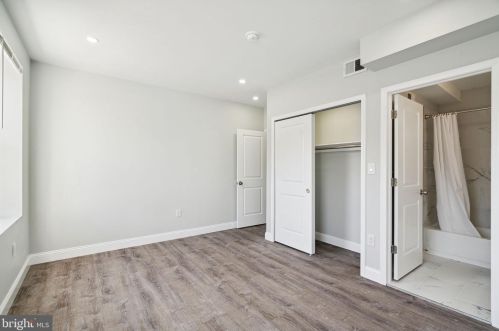 624 42 St, Philadelphia PA 19104-1468 exterior