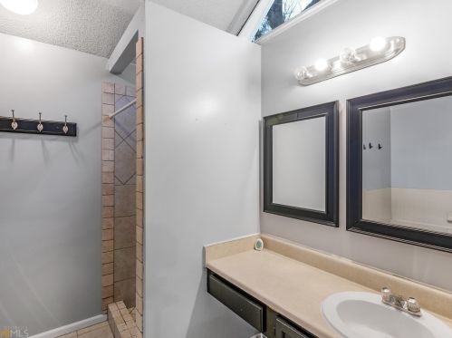 129 Oakland Blvd, Stockbridge GA  30281-3673 exterior