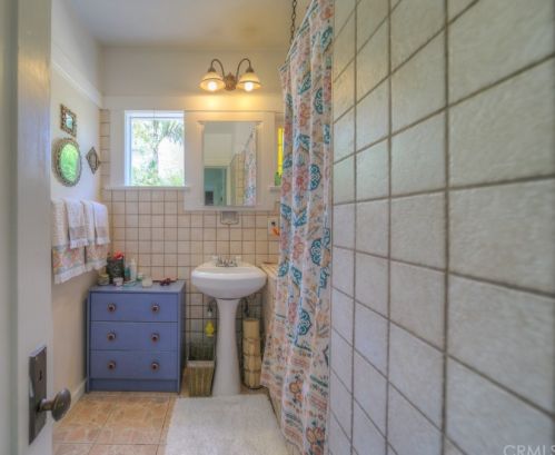 4167 Jurupa Ave, Riverside CA  92506-1765 exterior