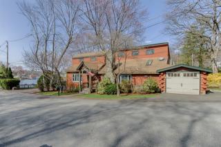 53 Shore Rd, Parsippany, NJ 07834-1531