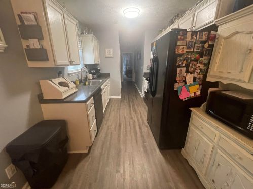 36 Savannah Place Dr, Lagrange, GA 30240-9562