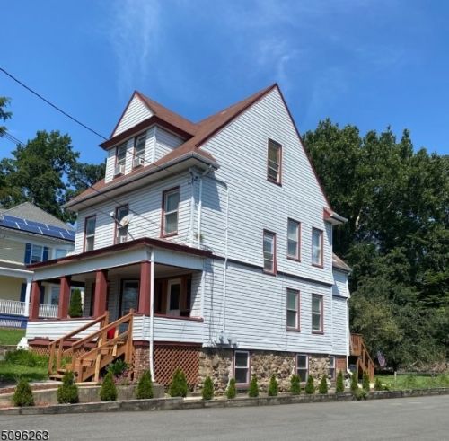41 Pompton Rd, Paterson, NJ 07508-1613