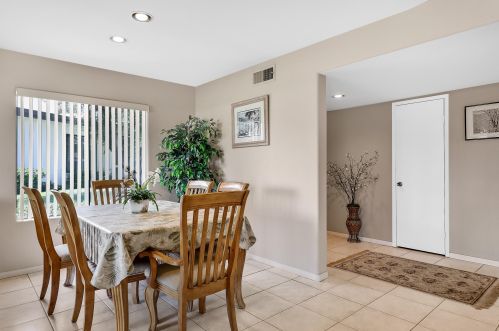 55 Avenida Las Palmas, Rancho Mirage, CA 92270-4677