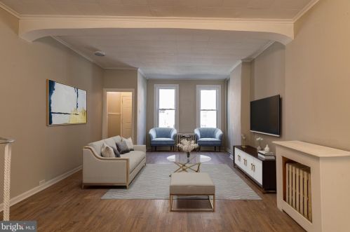 922 Annin St, Philadelphia, PA 19147-4613