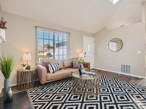 1660 Ensenada Way, Aurora CO 80013-3704 exterior