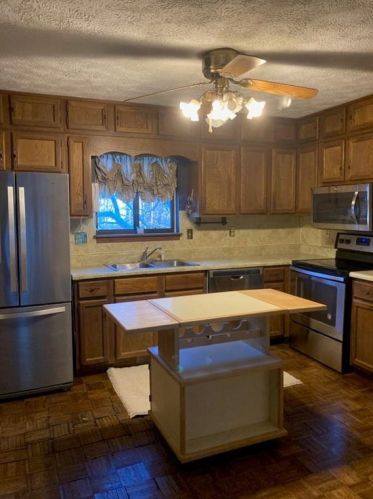 3315 Canterbury Trl, Rex GA 30273-2113 exterior