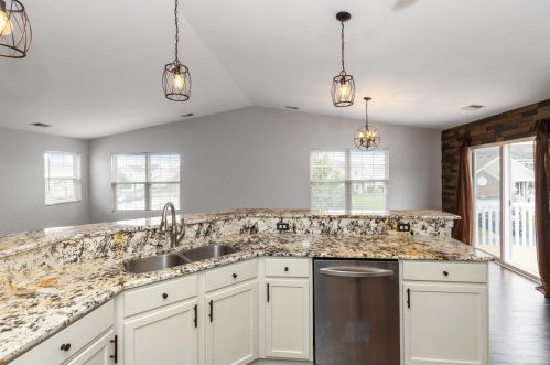 1503 Westhampton Dr, Plainfield IL  60586-5851 exterior