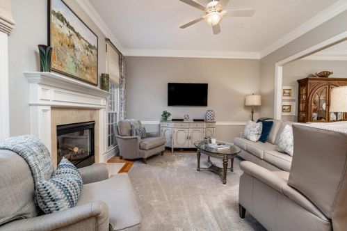 2308 English Ivy Ct, Atlanta GA  30339-6797 exterior