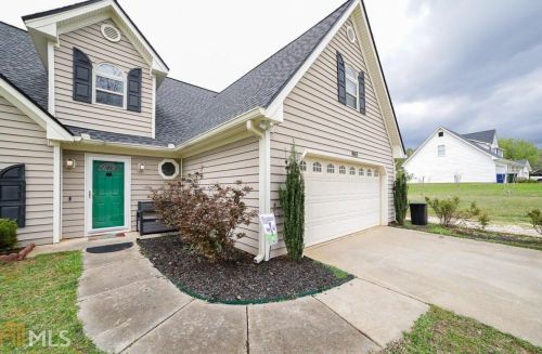 4651 Cedar Dr, Loganville, GA 30052-7209