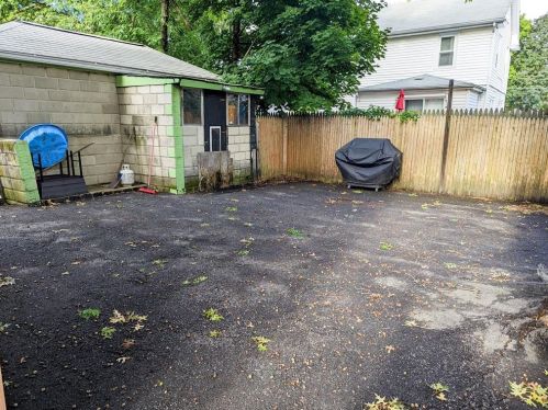 39 Biltmore Ave, Providence, RI 02908-3512