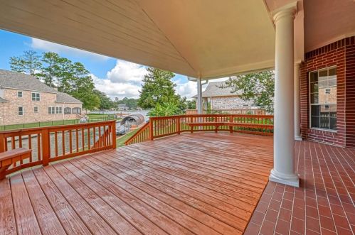 6009 Longmire Trl, Conroe TX  77304-4866 exterior