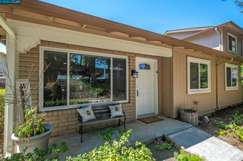 11 Fountainhead Ct, Pacheco, CA 94553-4906