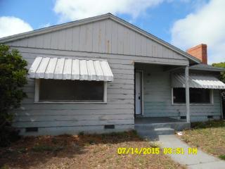 314 Laurel Dr, Salinas, CA 93906-3408