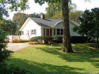 6 Saint Clair Lake Dr, Belleville, IL 62226-6485