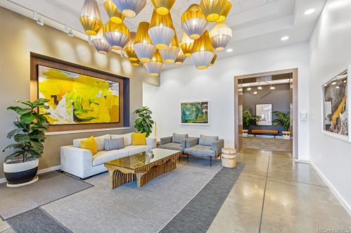 988 Halekauwila St, Honolulu HI  96814 exterior