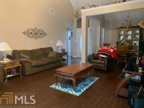 43 Mill Ridge Pl, Newnan, GA 30263-6717