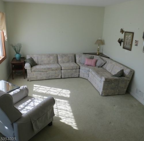 101 Evans Rd, Bloomfield, NJ 07003-5511