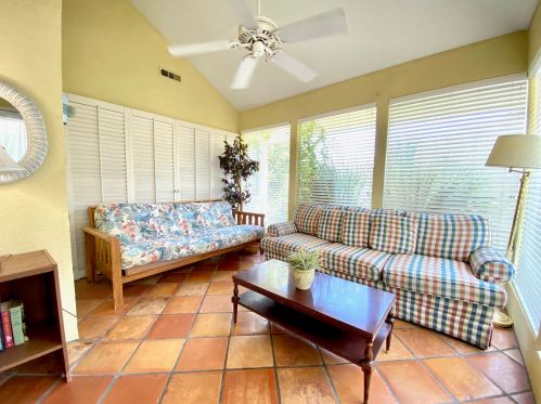 5 Ocean Park Ct, Isle Of Palms SC  29451-2244 exterior
