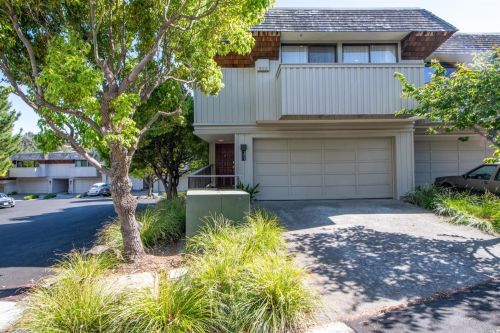 171 Knollwood Dr, San Rafael, CA 94901-1518