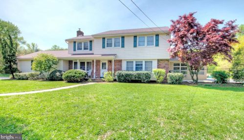 27 Colonial Dr, Clarksboro, NJ 08020-1205