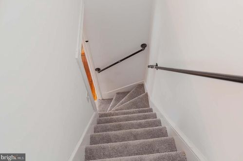 535 Strawberry St, Lancaster PA  17602-4466 exterior