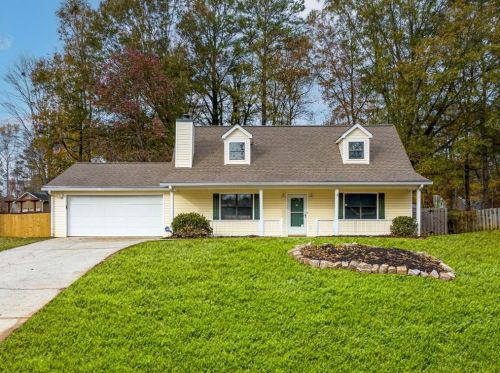 1296 Fairridge Cir, Marietta, GA 30008-8120
