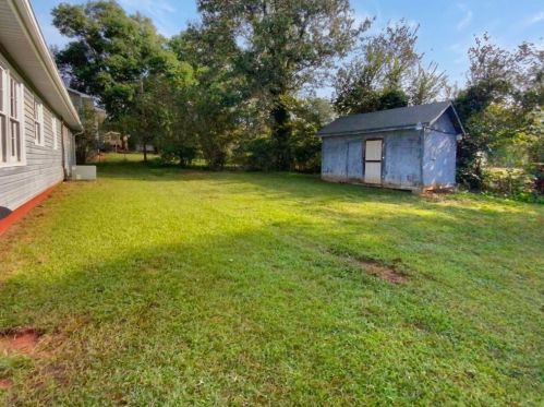 548 Knollwood Dr, Stockbridge GA  30281-2018 exterior