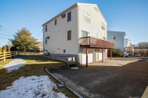 43 Nash Pl, Norwalk CT  06854-1404 exterior