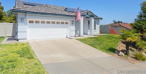 823 River Run Cir, San Marcos, CA 92069-2071