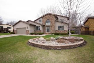 2629 Sungate Dr, Fargo, ND 58103-3556