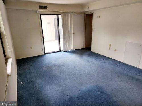 50 Valleybrook Dr, Lancaster PA  17601-4612 exterior