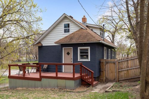695 Idaho Ave, Saint Paul MN  55106-1011 exterior