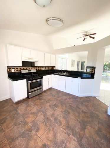 1112 Almaden Way, Modesto, CA 95358-6987