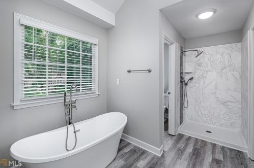 701 Deerwood Dr, Stockbridge GA  30281-6321 exterior