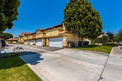 3335 Ball Rd, Anaheim CA  92804-3785 exterior