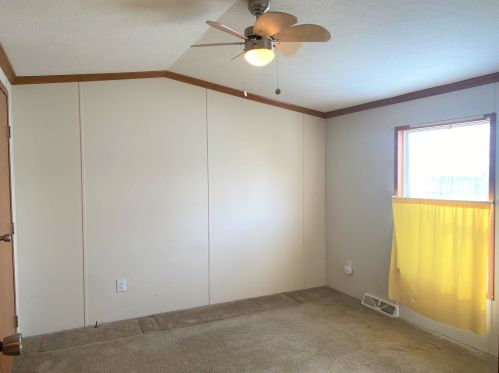 2530 Laurel Ln, Sycamore IL  60178-2809 exterior