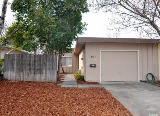 1011 Arthur St, Davis, CA 95616-3116