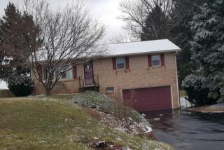 133 Bluestone Rd, York, PA 17406-9203